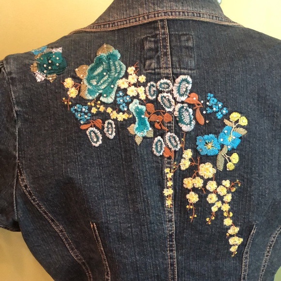 Vintage Live a Little Floral Embroidered Denim Jacket Size M - Picture 11 of 15